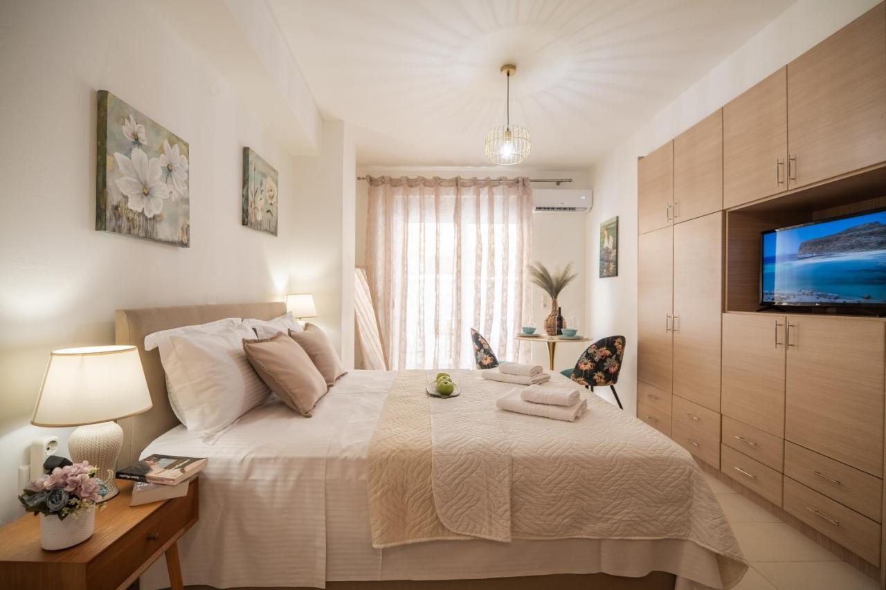 Myrtia Apartment Few Steps From The Sea La Canea Esterno foto
