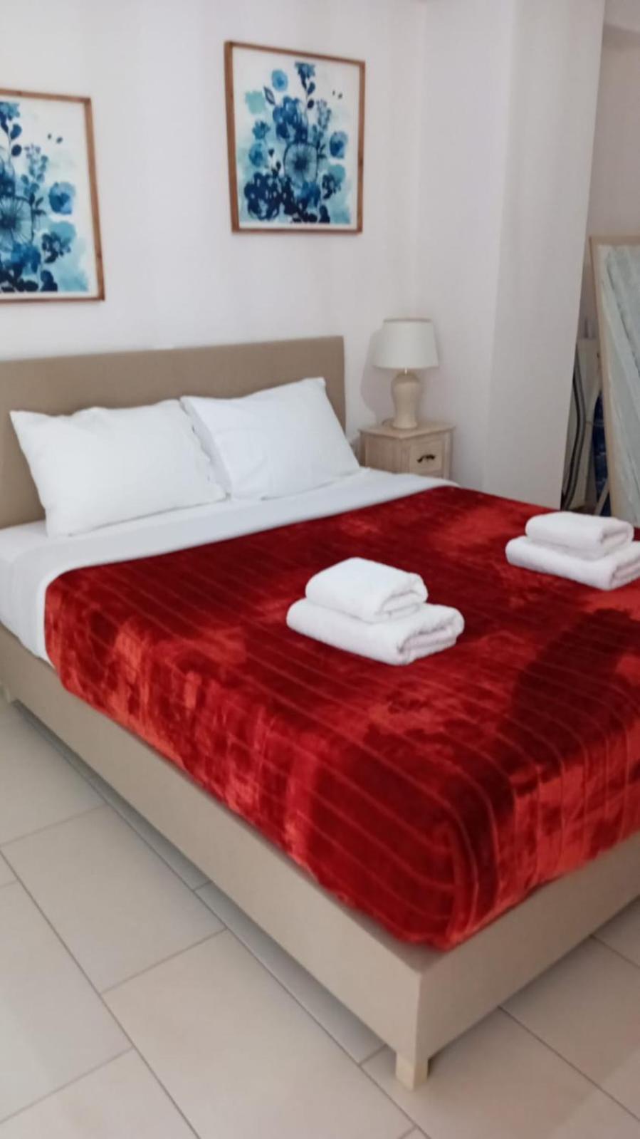Myrtia Apartment Few Steps From The Sea La Canea Esterno foto